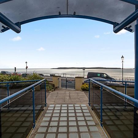 3 South Beach Court - Cosy Seafront Apartment Tenby Zewnętrze zdjęcie